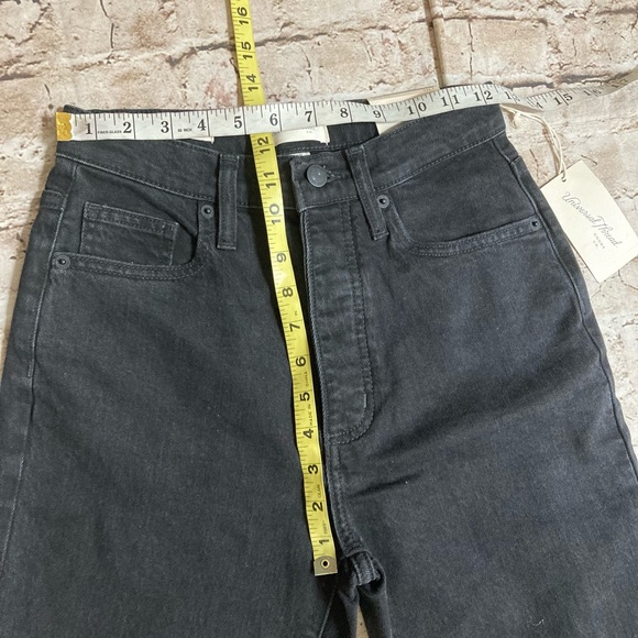 NWT universal tread 90s slim fitted hip and tie, black high-rise jeans size 2/R - Picture 10 of 11